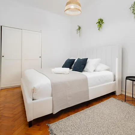 3db- Walk Everywhere From Bright And Stylish In An Exceptional Location *