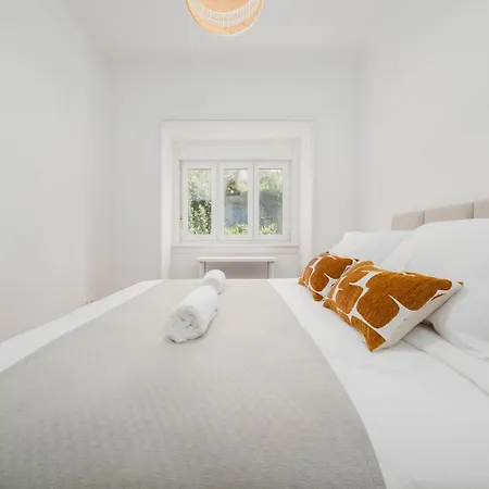 3db- Walk Everywhere From Bright And Stylish In An Exceptional Location Lisboa