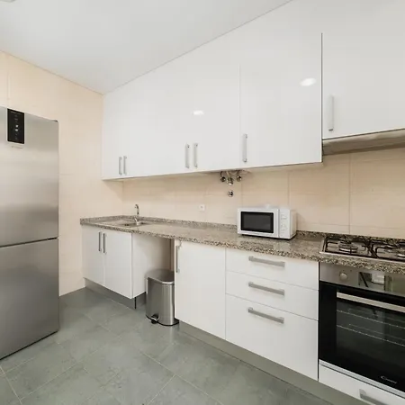 3db- Walk Everywhere From Bright And Stylish In An Exceptional Location Apartamento Lisboa