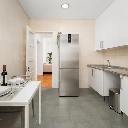 3db- Walk Everywhere From Bright And Stylish In An Exceptional Location *