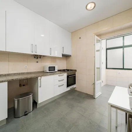 3db- Walk Everywhere From Bright And Stylish In An Exceptional Location